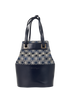 Shoulder, front view